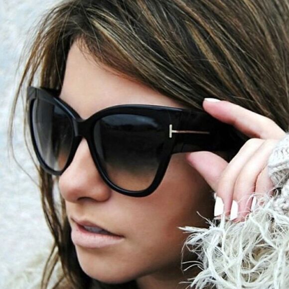 SUNGLASSES WOMEN FASHION ELEGANCE, CHARMING, PLAYFUL, UV PROTECTION. - Picture 1 of 1